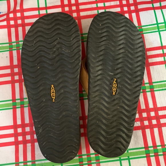 Keens flip flops - Picture 2 of 4